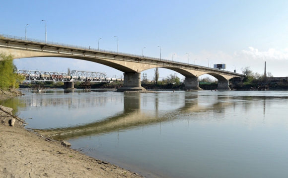 На двенадцать мостов края в этом году выделено около 1,3 млрд рублей