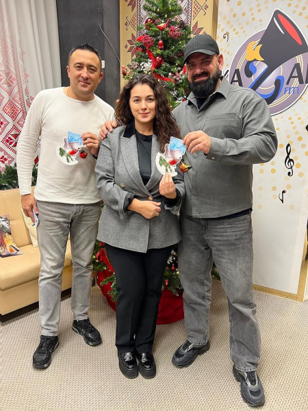 Гости КАЗАК FM исполняют детские желания