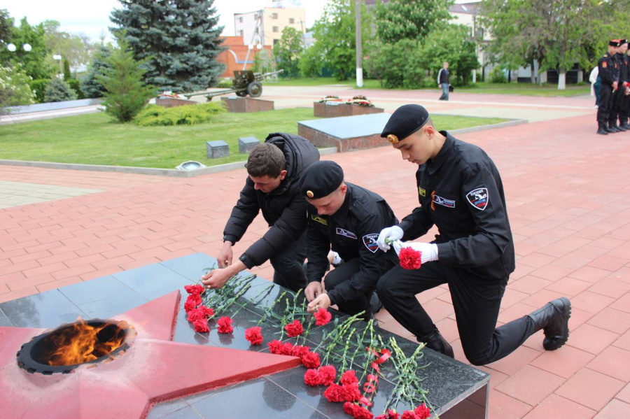 В Курганинске провели межрегиональный слет юных поисковиков В Курганинске провели межрегиональный слет юных поисковиков
