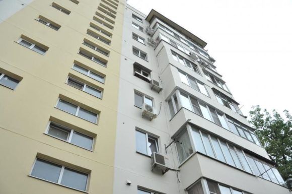С начала года на Кубани отремонтировано более 100 многоквартирных домов