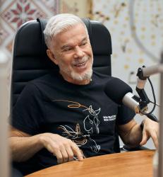 Олег Газманов стал гостем КАЗАК FM