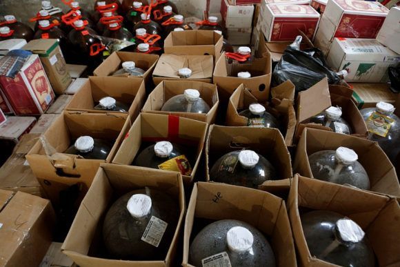 За полгода на Кубани изъяли почти 5 тысяч литров незаконного алкоголя