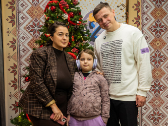 «Я верю в чудо»: Роман Дмитриев исполнил мечту девочки Маши в студии КАЗАК FM