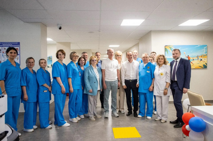 В Анапе открыли новый корпус медицинского центра в «Волей граде»