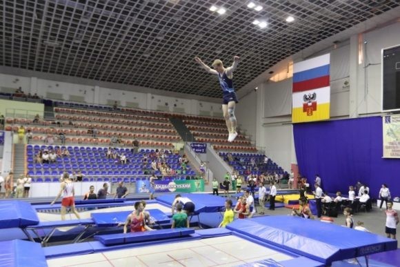 В Краснодаре стартует Всероссийский турнир по прыжкам на батуте, акробатической дорожке и двойном минитрампе
