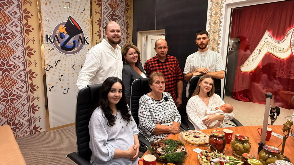 Семья Гулевских из хутора Бойкопанур