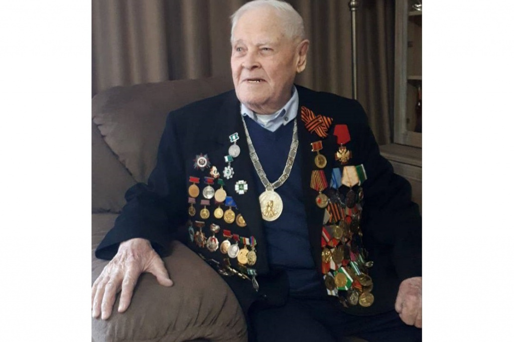qi56uqc9hu5jqkou13p7tl21mkytv2zw.jpg